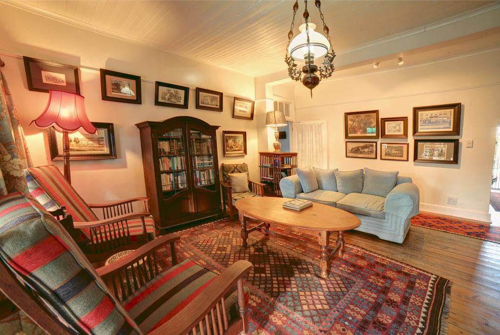 Outeniqua Travel Lodge George Bagian luar foto